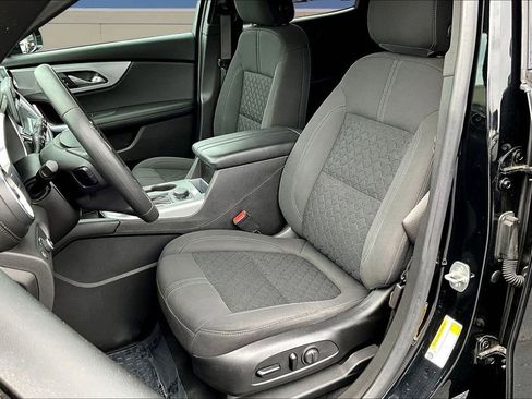 Used 2021 Chevrolet Blazer LT FWD image 22