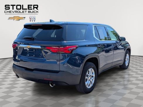 Used 2023 Chevrolet Traverse LS AWD/4WD image 5