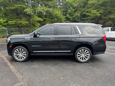Used 2021 GMC Yukon Denali w/ Denali Premium Package AWD/4WD image 5