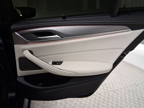 Certified 2023 BMW M5 w/ Competition Package image 34