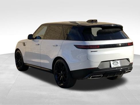 New 2025 Land Rover Range Rover Sport SE image 8
