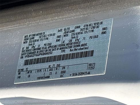 Used 2023 Ford Transit 350 XLT image 33