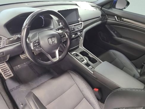 Used 2020 Honda Accord Sport image 24