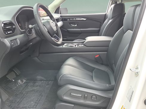 Used 2026 Honda Pilot EX-L image 9