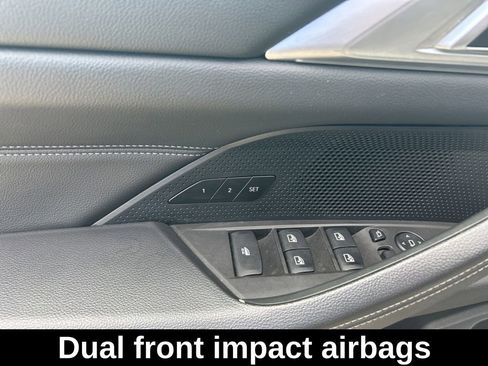 Used 2025 BMW 430i Convertible RWD image 32