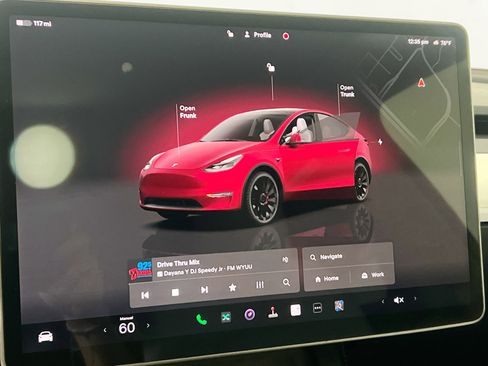 Used 2022 Tesla Model Y Performance image 26