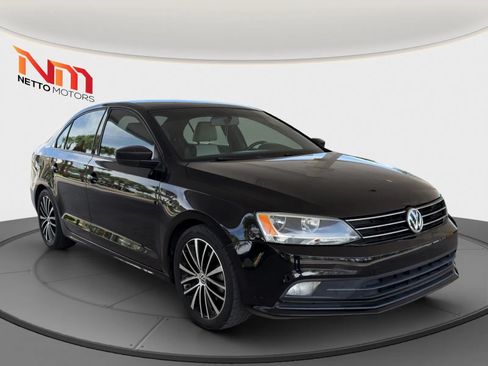 Used 2015 Volkswagen Jetta Sport FWD image 7