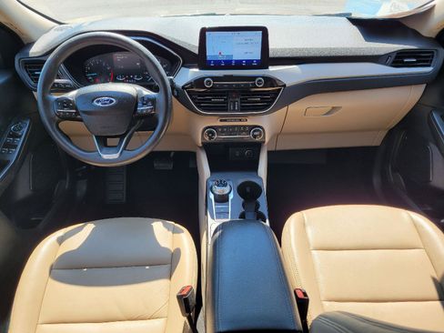 Used 2020 Ford Escape SE FWD image 4