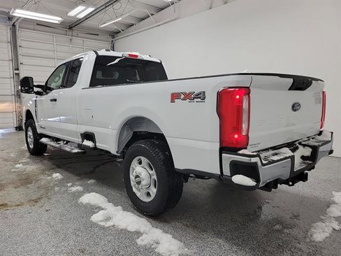 New 2026 Ford F350 XLT w/ FX4 Off-Road Package image 4
