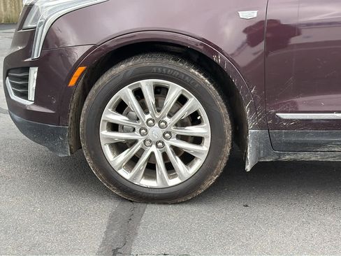 Used 2018 Cadillac XT5 Premium Luxury image 9