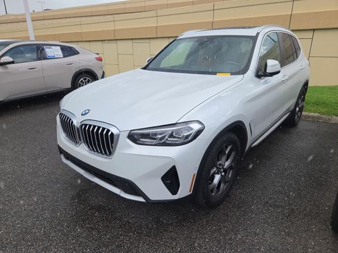Certified 2024 BMW X3 sDrive30i w/ Convenience Package RWD image 3