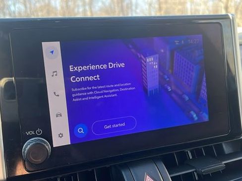 Certified 2024 Toyota RAV4 LE image 39