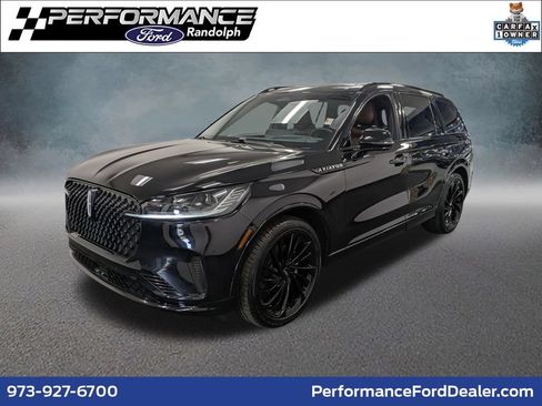 Used 2025 Lincoln Aviator Reserve w/ Equipment Group 201A AWD/4WD image 1