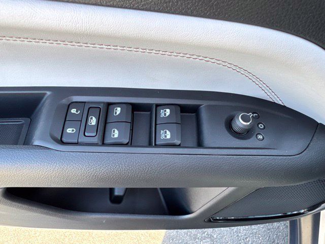 New 2026 Jeep Compass Limited AWD/4WD image 10