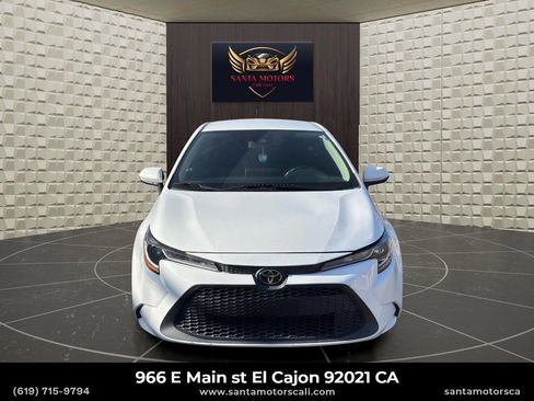 Used 2021 Toyota Corolla LE FWD image 3