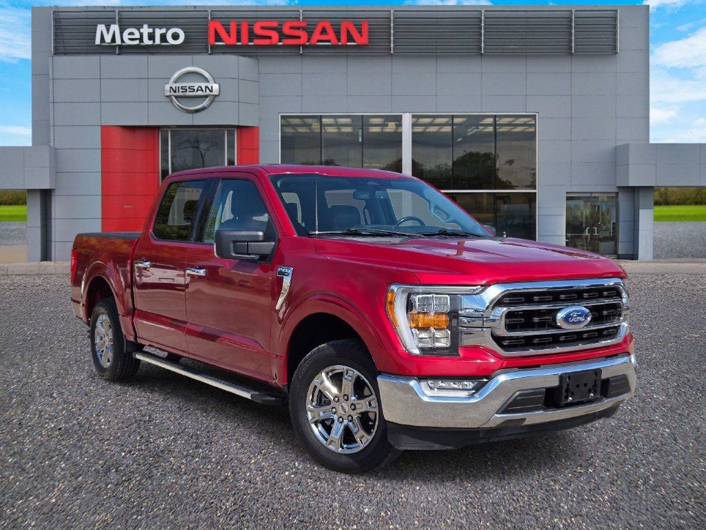 Used 2022 Ford F150 XLT w/ Equipment Group 302A High RWD image 1