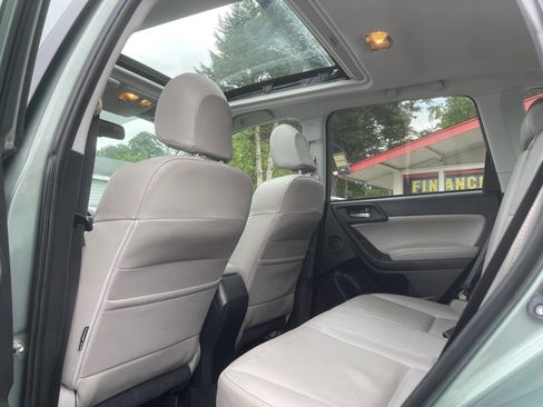 Used 2015 Subaru Forester 2.5i Limited AWD/4WD image 33