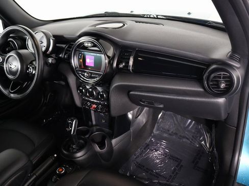 Used 2021 MINI Cooper Convertible image 10