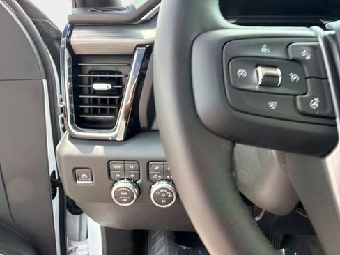 New 2026 GMC Sierra 2500 Denali Ultimate AWD/4WD image 29