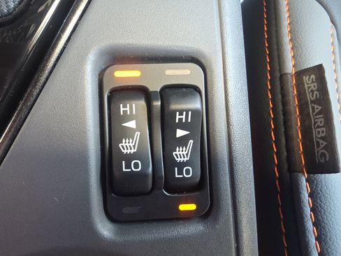 Used 2024 Subaru Crosstrek 2.5i Limited AWD/4WD image 23