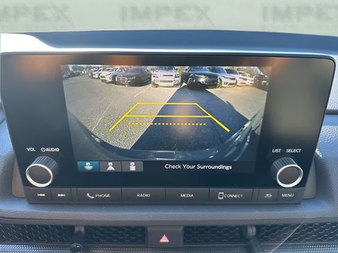 Used 2024 Honda CR-V LX image 18