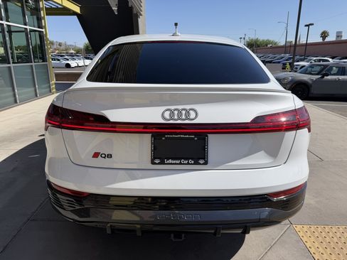 Used 2024 Audi Q8 e-tron Premium Plus w/ Premium Plus Package AWD/4WD image 13