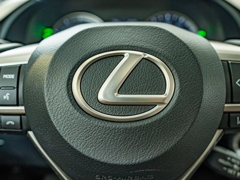 Used 2018 Lexus RX 350L AWD w/ Premium Package image 22