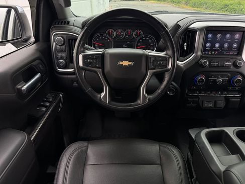 Used 2020 Chevrolet Silverado 1500 LTZ w/ Z71 Off-Road Package AWD/4WD image 13