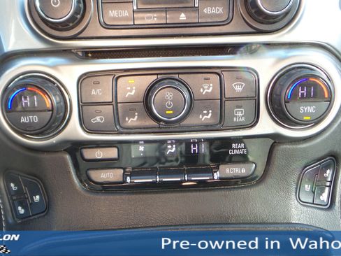 Used 2019 Chevrolet Suburban Premier image 16