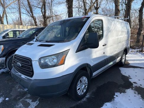 Used 2016 Ford Transit 250 130 Low Roof image 3