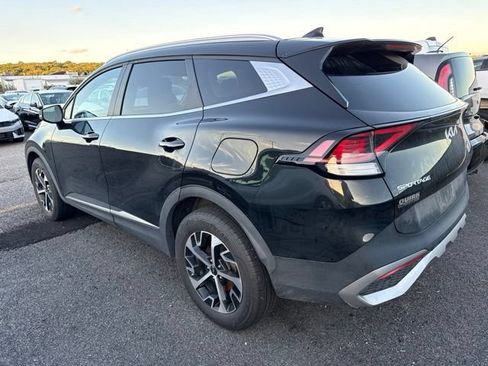 Used 2023 Kia Sportage EX AWD/4WD image 4