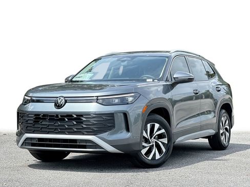 New 2025 Volkswagen Tiguan S image 1