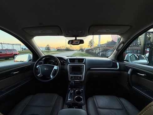 Used 2016 GMC Acadia SLT FWD image 30