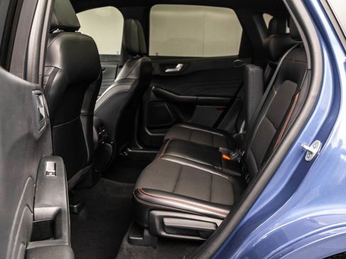 Used 2023 Ford Escape ST-Line Select w/ Tech Pack #2 AWD/4WD image 31
