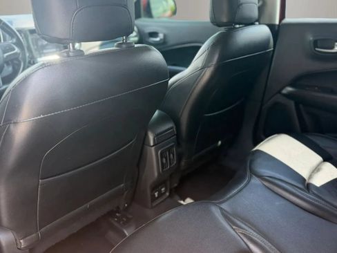 Used 2020 Jeep Compass Limited AWD/4WD image 17