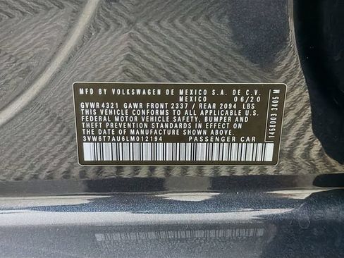 Used 2020 Volkswagen GTI SE FWD image 32