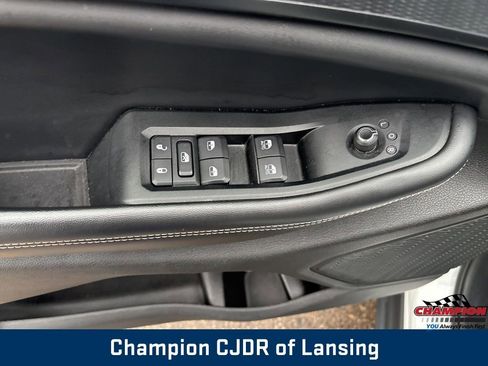 Used 2023 Jeep Grand Cherokee L Laredo image 22