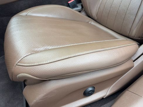 Used 2017 Mercedes-Benz E 300 image 36