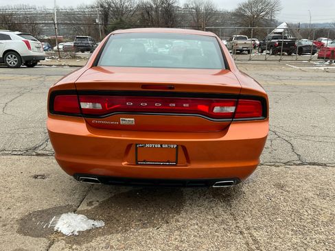 Used 2011 Dodge Charger SE image 8