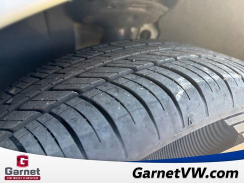 Certified 2023 Volkswagen Jetta SE w/ Panoramic Sunroof Package image 26