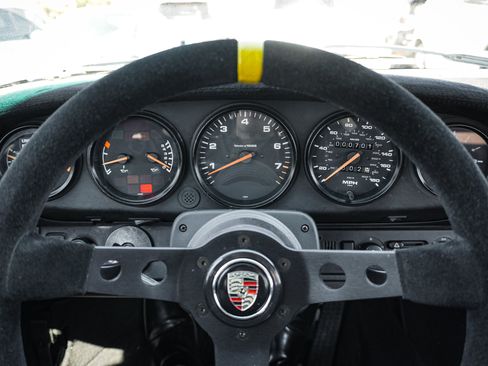 Used 1990 Porsche 911 Carrera RWD image 22