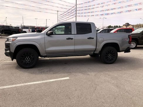 Used 2026 Chevrolet Colorado W/T w/ WT Custom Package AWD/4WD image 11