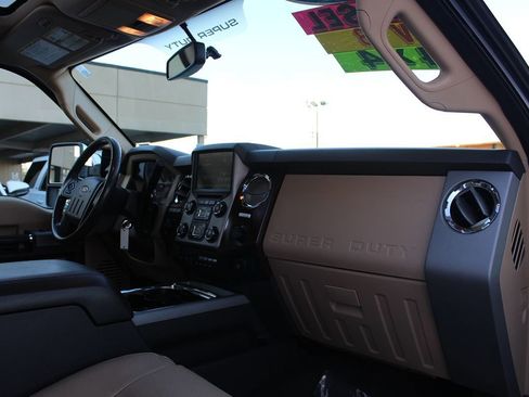 Used 2015 Ford F350 Lariat w/ Lariat Ultimate Package image 27