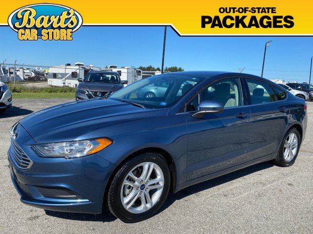 Used 2018 Ford Fusion SE w/ Fusion SE Technology Package FWD image 3