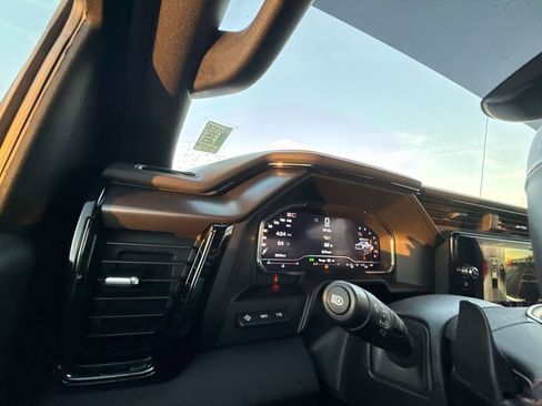 Certified 2025 GMC Sierra 1500 AT4 w/ AT4 Premium Package image 24