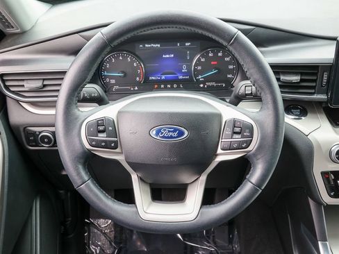 Certified 2023 Ford Explorer XLT w/ Equipment Group 202A AWD/4WD image 8