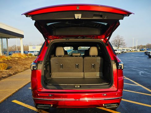 New 2026 Buick Enclave Avenir w/ Super Cruise Package image 8