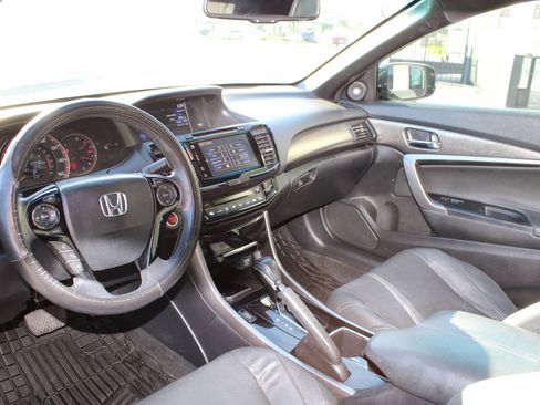 Used 2017 Honda Accord EX-L image 29