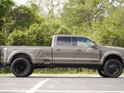 Used 2026 Ford F450 King Ranch w/ Chrome Package AWD/4WD image 7