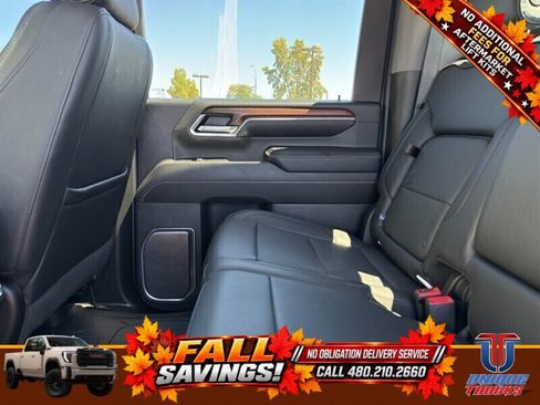 Used 2024 GMC Sierra 3500 Denali w/ Denali Reserve Package AWD/4WD image 24